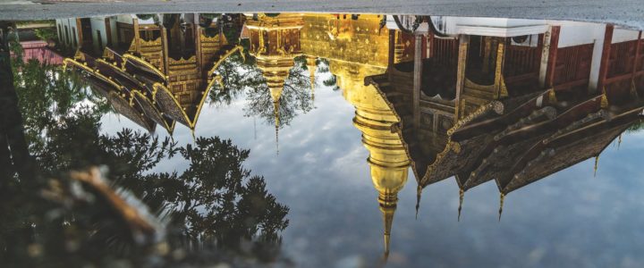 The Reflection of Light at Wat Phrasing